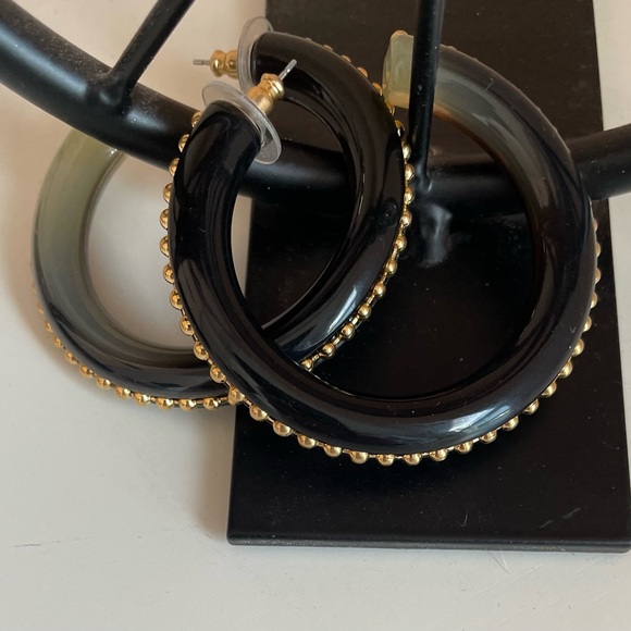 Vintage QVC Joan Rivers Classics Collection Black Ombre Hoop Earrings - Picture 4 of 6